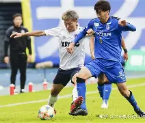 鹿岛鹿角防线稳固，力拼恩菲尔德全力拿分