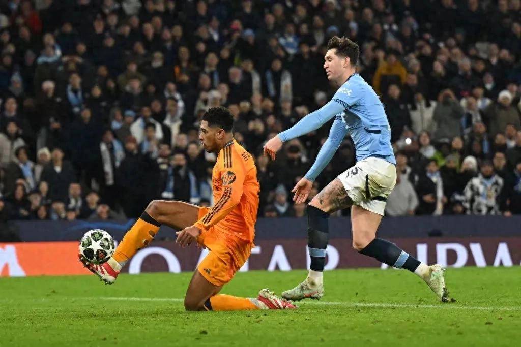 皇马客场失利，败于曼城