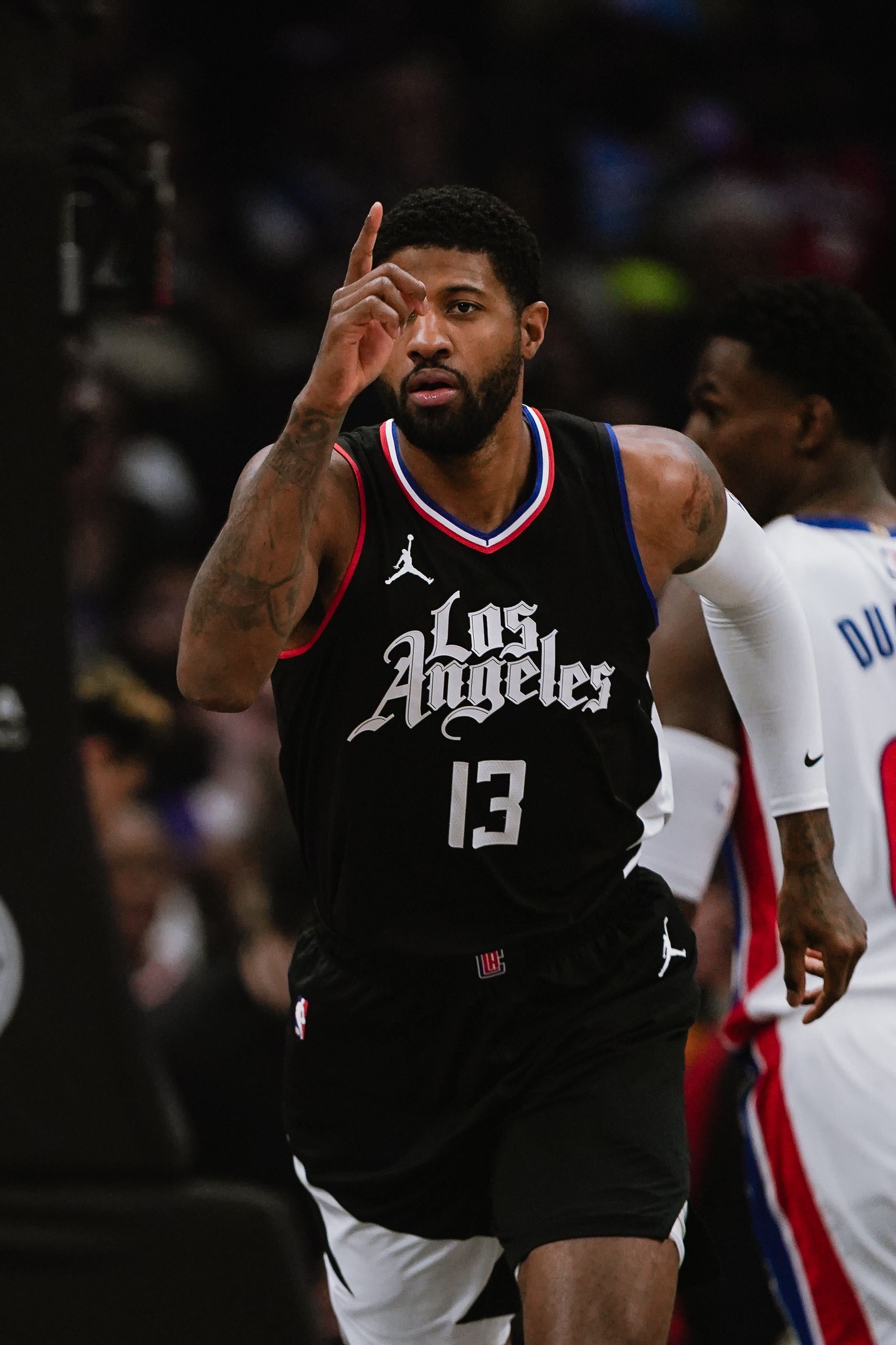 快船逆转活塞，哈雷尔末节连续得分的简单介绍