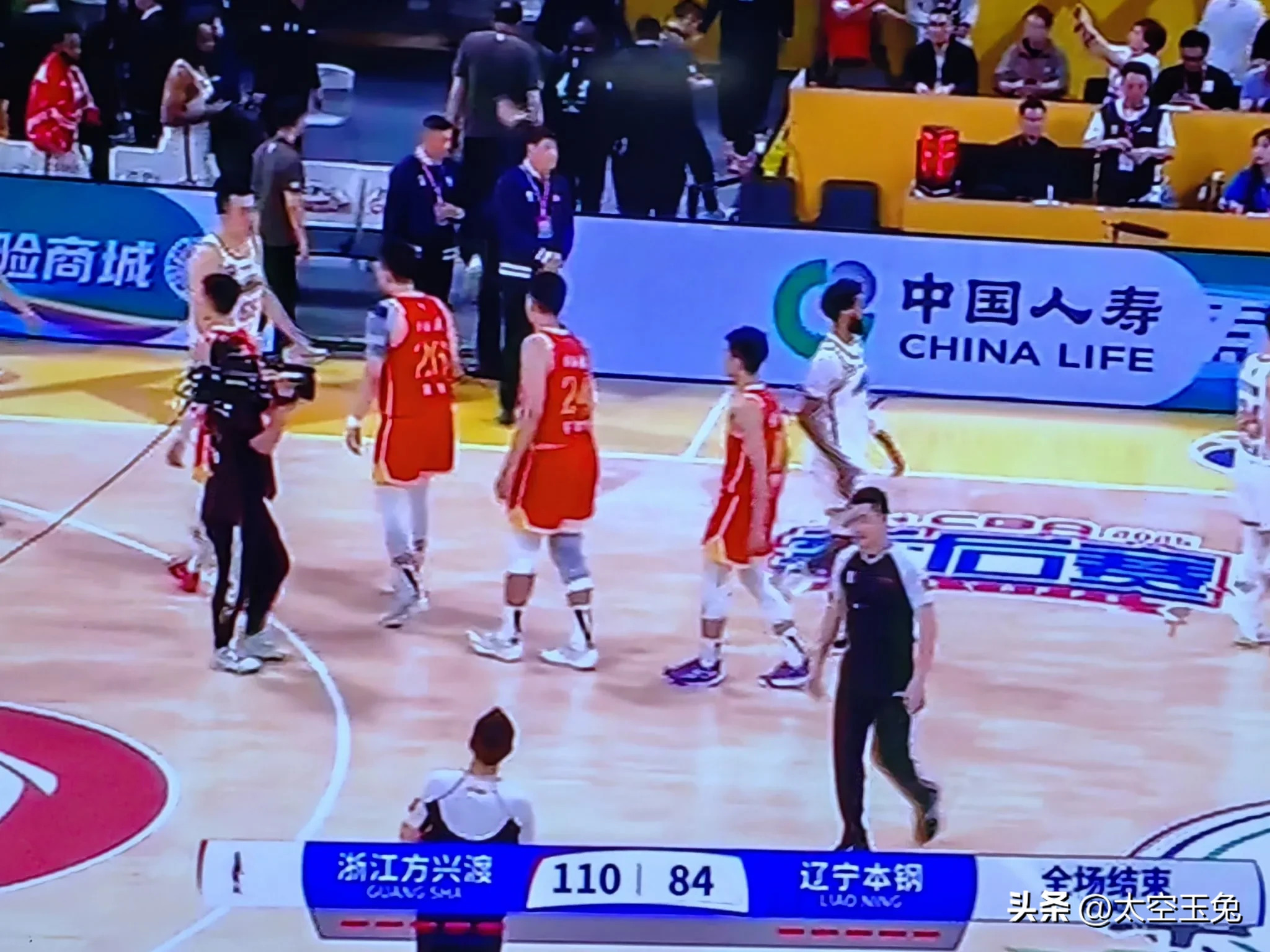 浙江队客场击败北京队，取得关键胜利