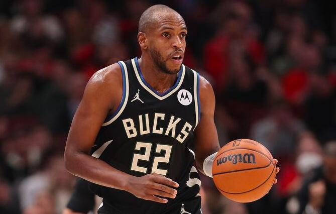 雄鹿绝杀猛龙，米德尔顿全场25分11篮板