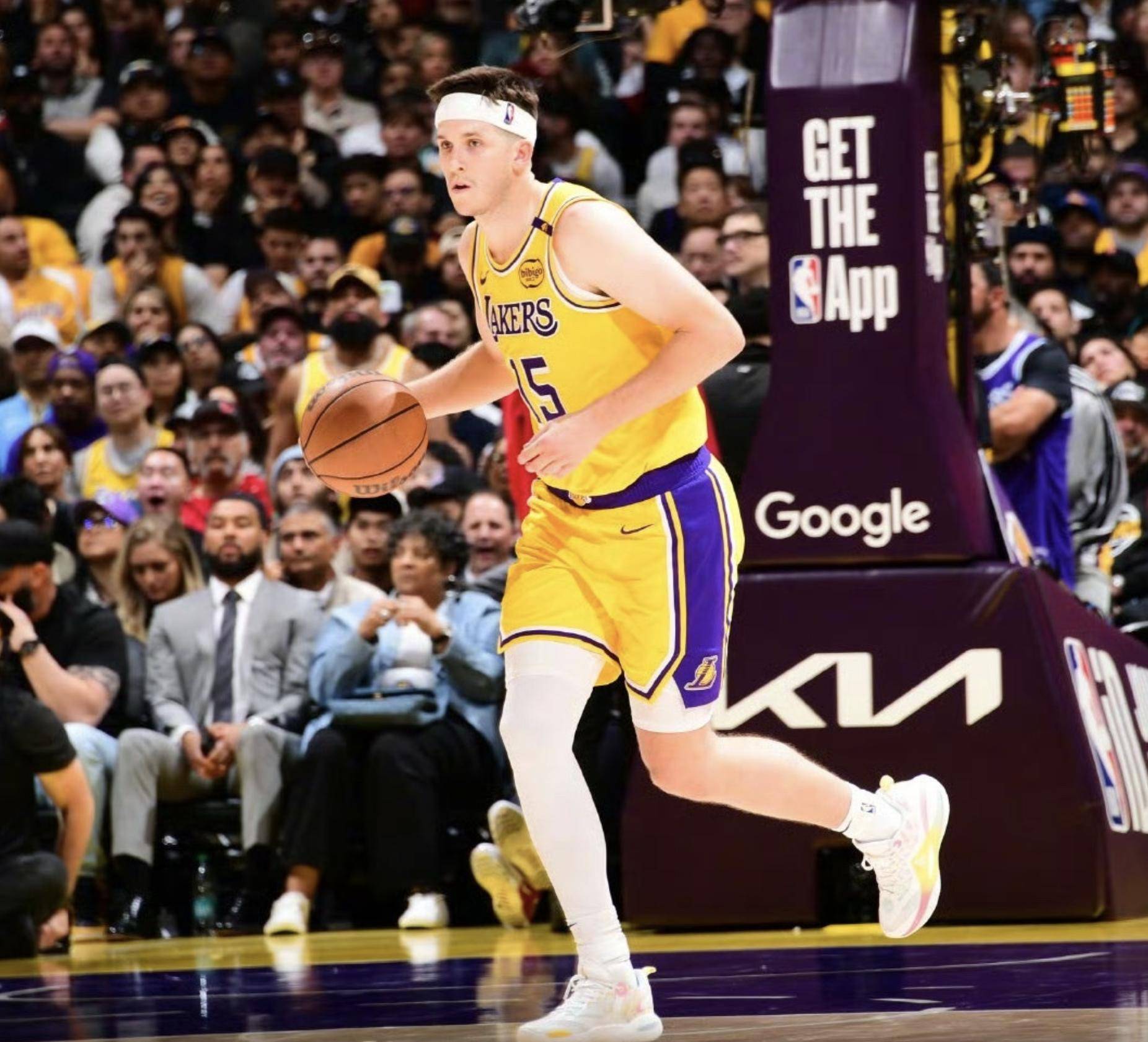 od体育官网入口-湖人新秀获得月最佳新人称号