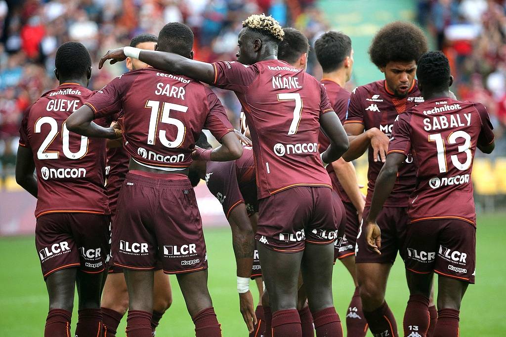 包含摩纳哥主场告捷，法甲强队焕发新生的词条