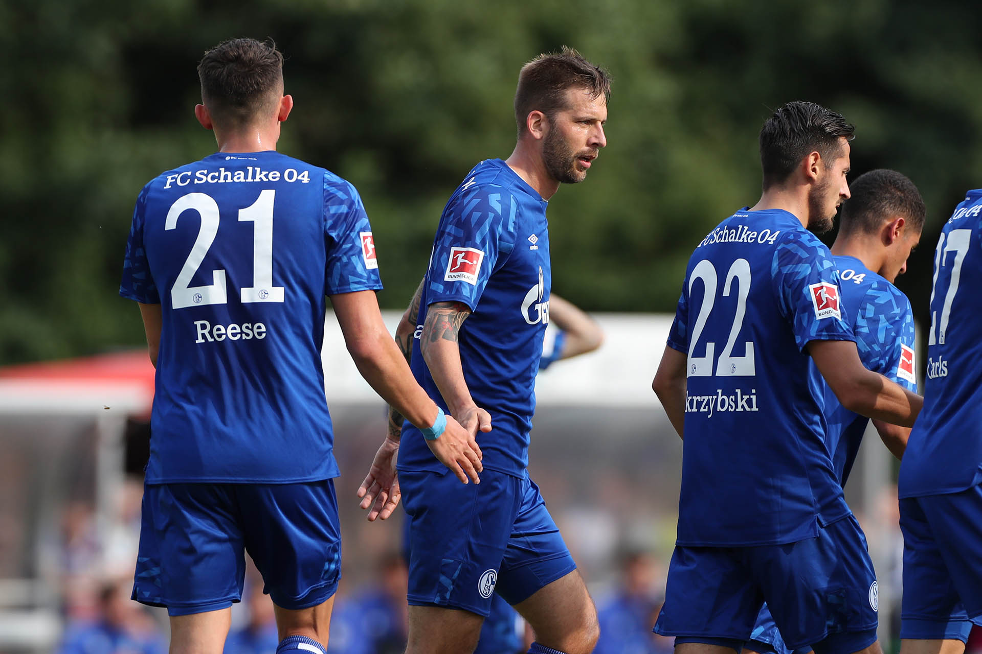 od体育课程-沙尔克04队员崭露头角，取得连胜