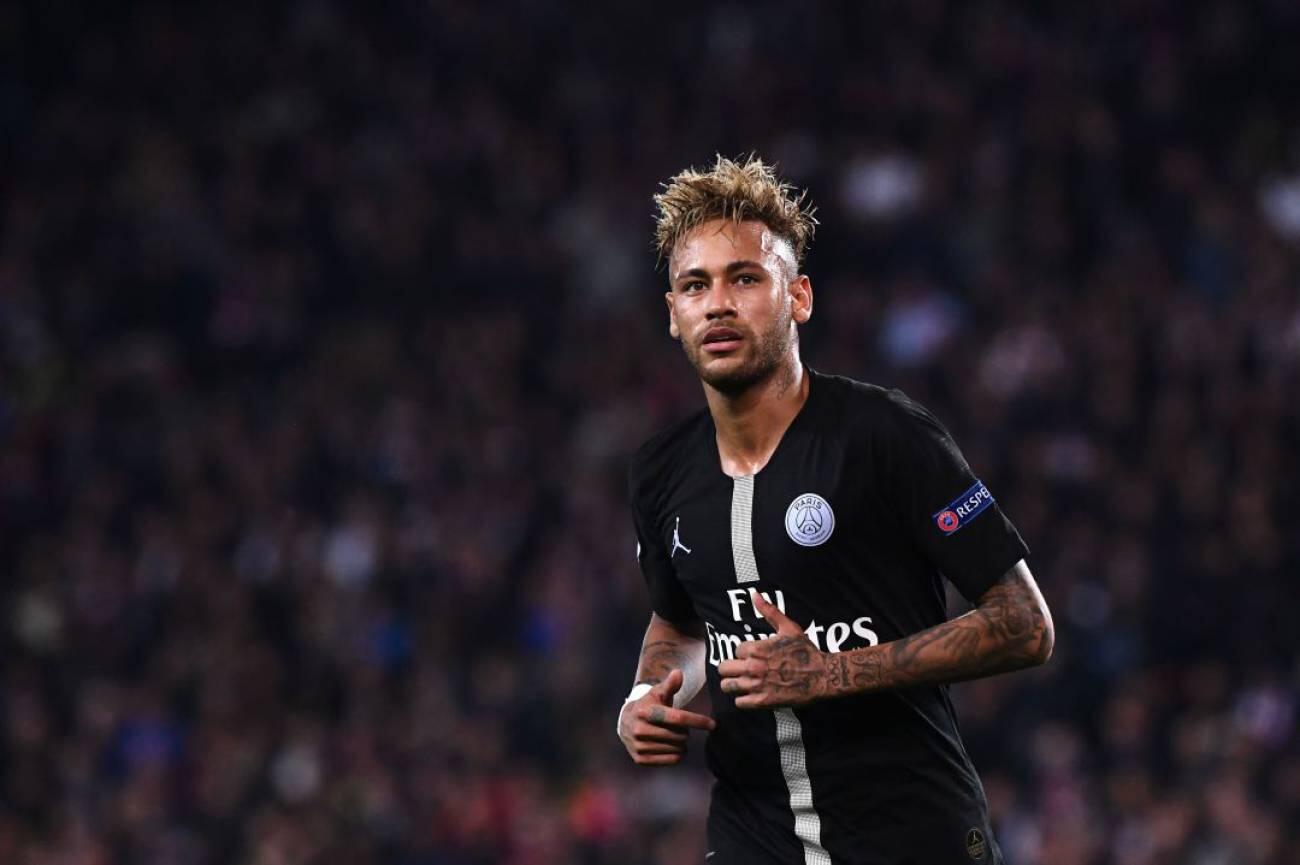 俱乐部财务问题穷途末路，球员们心急如焚