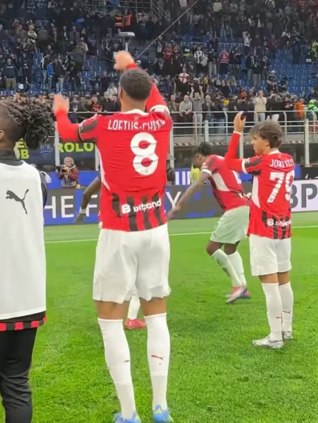 包含米兰德比战AC米兰胜，继续保持领先的词条