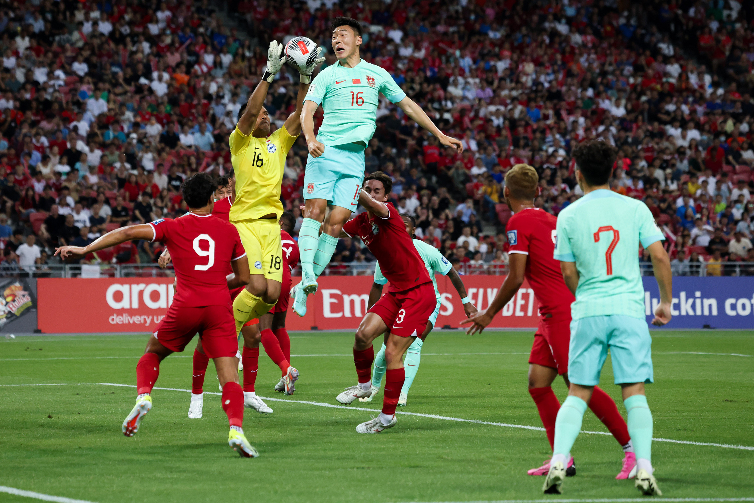 国际足坛：中国队击败对手，豪取胜仗