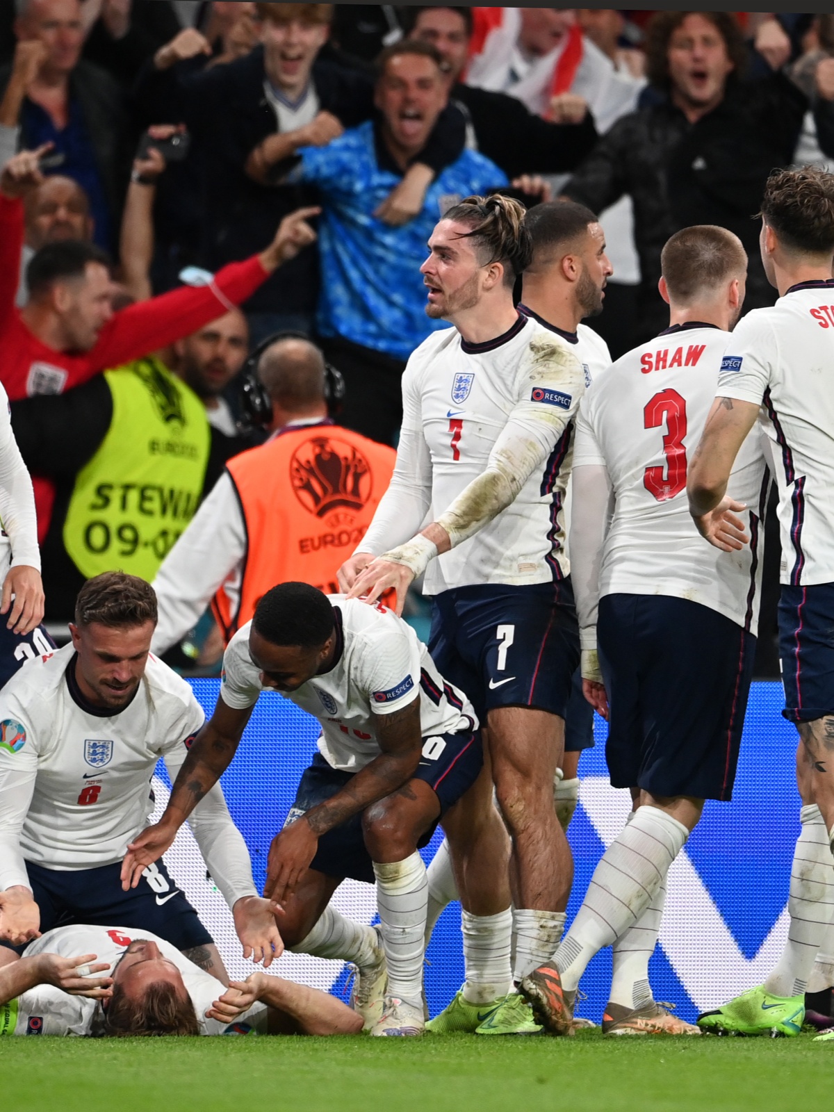 od体育官网入口-包含英格兰队轻松晋级，表现稳定令人惊艳的词条