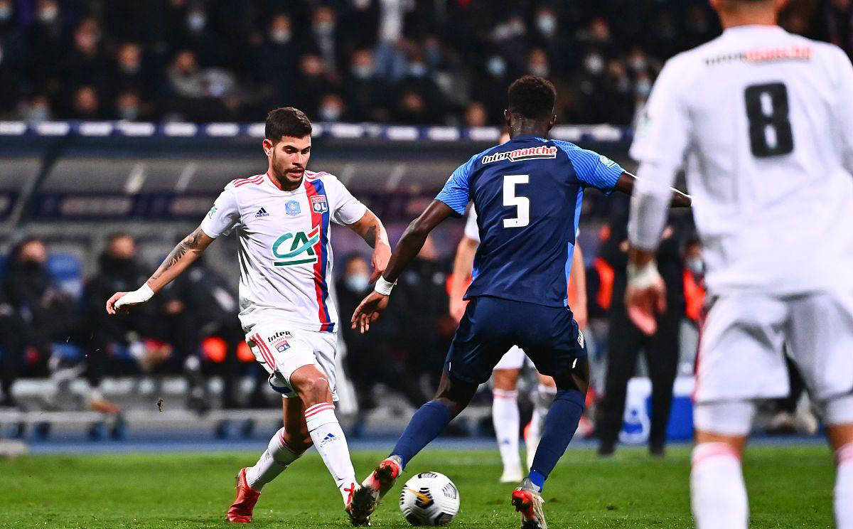 里昂阵容轮换，客场输球错失升级机会