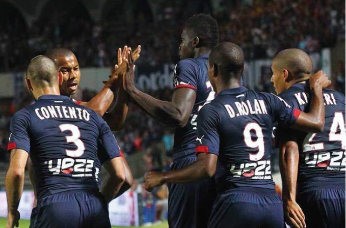 尼姆主场击败马赛，保持中游位置